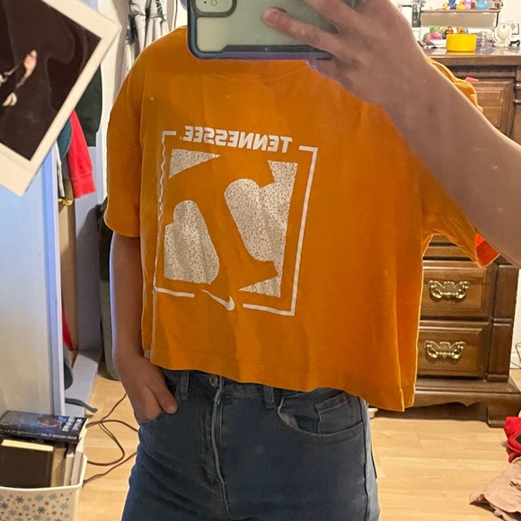 Nike Dri Fit Crop Top - Picture 1 of 5